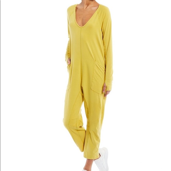 NWT Free People Movement Hot Shot Long-Sleeve Onesie Jumpsuit Z34-2 - Picture 2 of 2